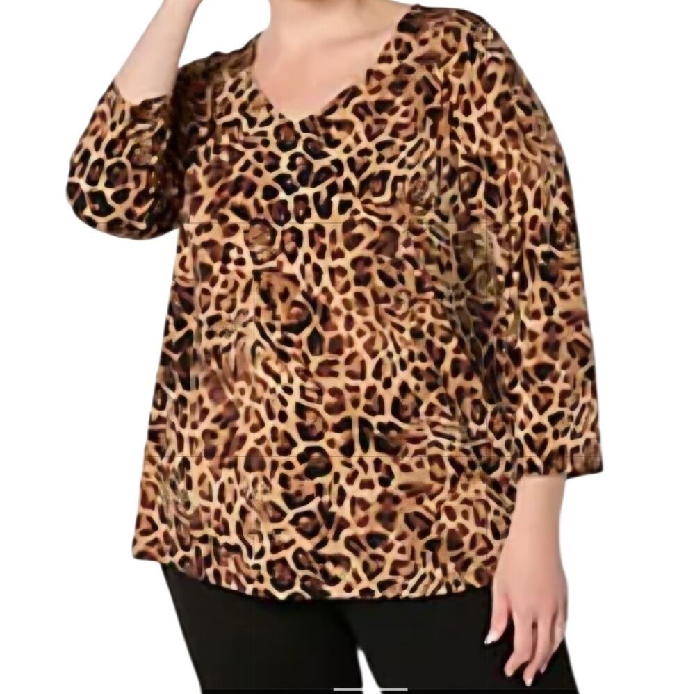 Susan Graver Leopard Print V-Neck Pullover 3/4 Sleeves Size L